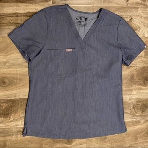 Women’s Figs Scrub Top - size Small